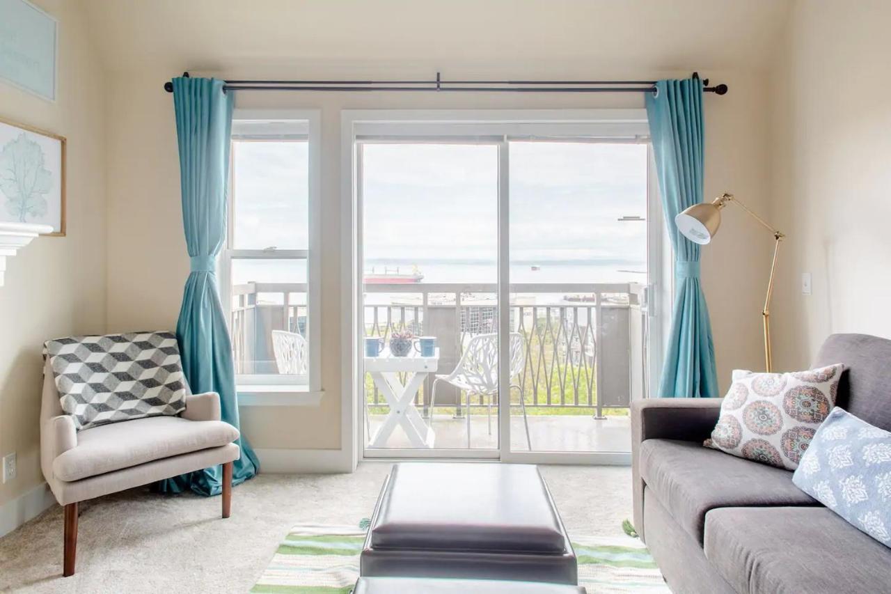 Top Floor Water View Oasis Near Space Needle & Cruise Seattle Exteriör bild